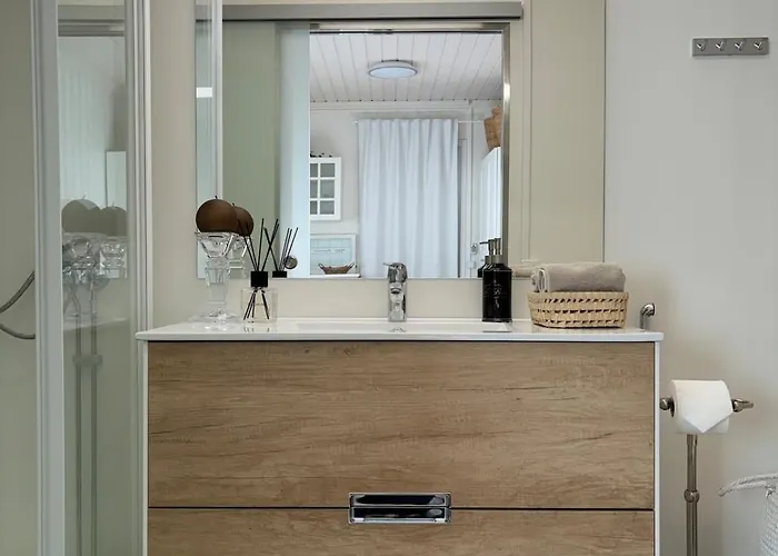 Syytinki, 2 People, Free Parking Space * Esbo